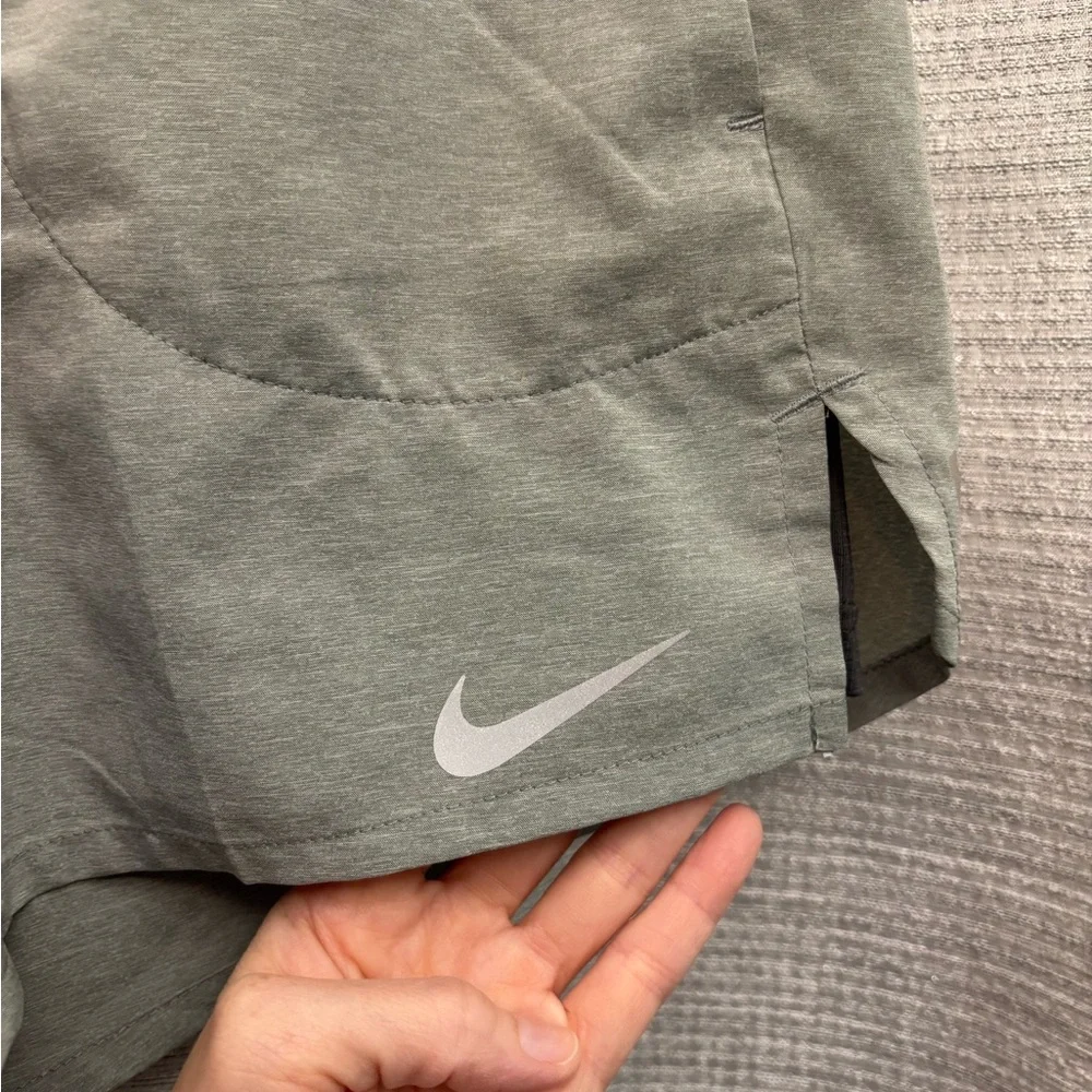 Nike | Gray Spandex Lined Running Athletic Shorts | S
